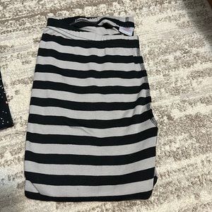 Hanna Andersson mens “Starwars” long sleeve pajama pants.